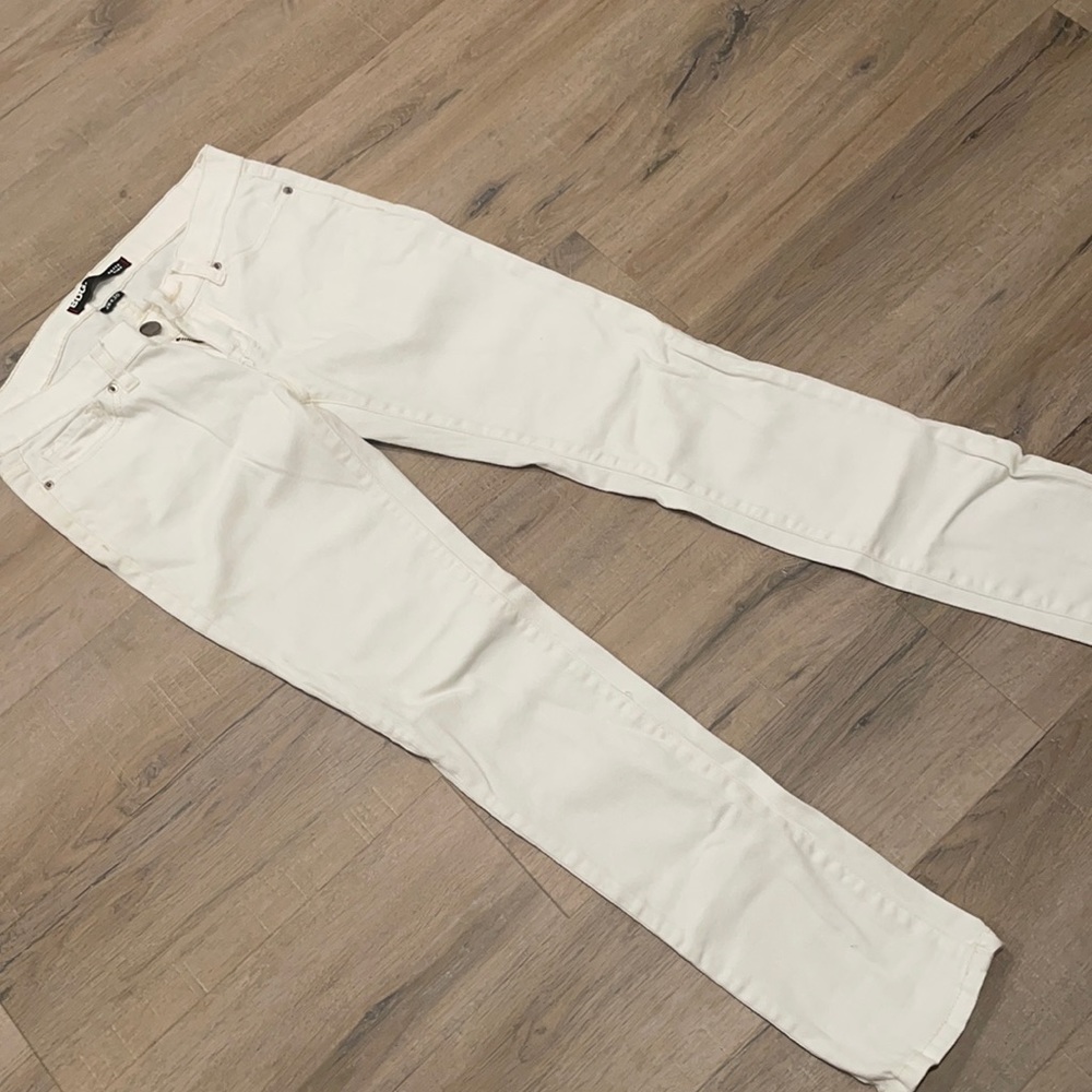 BDG women’s jeans.